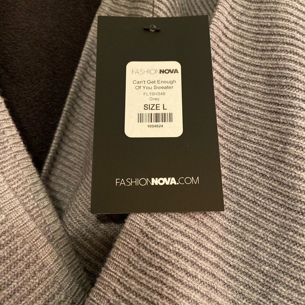 Sweater - Picture 5 of 8